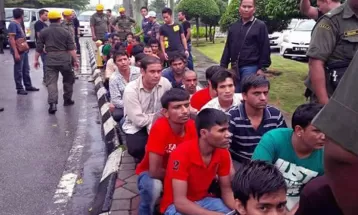 মালয়েশিয়ায় অভিবাসীদের মেয়াদোত্তীর্ণ ভিসা নবায়ন করবে ইমিগ্রেশন
