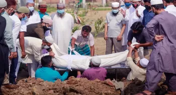 করোনায় মৃত্যু কমেছে, আজ ৭ জনের মৃত্যু