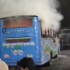রাজধানীর কাফরুল থানার সামনে বাসে আগুন