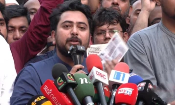 দুই মন্ত্রীর পদত্যাগ চাইলেন নাহিদ ইসলাম