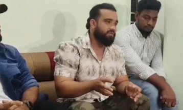 মাদ্রাসা শিক্ষককে মারধরের ঘটনায় সেই রুমির বিরুদ্ধে মামলা